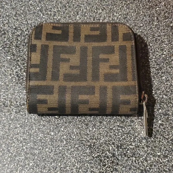 Fendi Zucca Monogram Compact Zippy Wallet - Picture 2 of 15